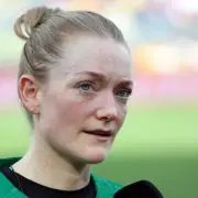 Hollie Davidson under fire, axed Fiji coach speaks out, Wales star signs