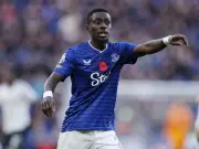 Idrissa Gueye's Everton Future Uncertain as Moyes Weighs Decision