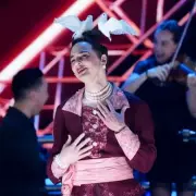 Jim Parsons Unrecognisable in Gender-Bending Tony Awards Performance