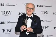 John Lithgow, 80, Becomes Oldest Man to Win Competitive Acting Tony