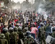 Kenyan Police Kill Protester Over US Ebola Quarantine Facility