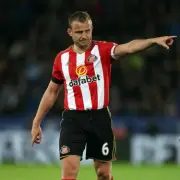 Lee Cattermole in talks to become Gateshead FC manager after Rob Elliot exit