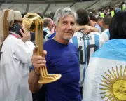Lionel Messi’s Father Jorge Hospitalized, Family Asks for ‘Humanity’