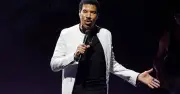 Lionel Richie Hospitalized After Falling Ill During Concert in Minnesota