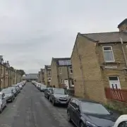 Man Grabs Three Children by Hair in Huddersfield Park, Police Hunt Suspect
