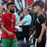 Man United's Mazraoui Suffers Injury Scare Ahead of World Cup
