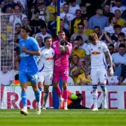 Man Utd eye shock free transfer for Wales goalkeeper Karl Darlow