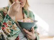 Mini £15 Gadget Makes Ice Cream Yummier and Cheaper Than Store in 25 Mins