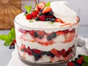 Nigella Lawson's 'Best Ever' Trifle Gets Crunchy Topping Upgrade