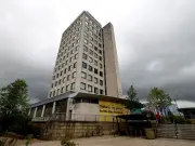 Oldham council deadlock deepens as parties bicker over leadership
