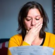 One in Five Young Men in UK Fail to Recognize Economic Abuse Signs