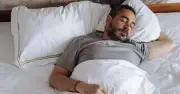 Pharmacist warns never eat bananas before bed for better sleep