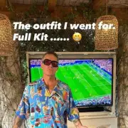 Robbie Williams Strips to Underwear as England Win First World Cup Game