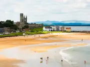 Scottish Staycation Searches Surge Amid National Pride and Warm Weather