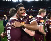 Selwyn Cobbo hat-trick leads Queensland to stunning State of Origin win