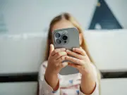 Separated Parents Urged to Act on UK Under-16s Social Media Ban