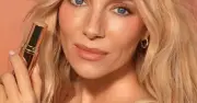 Sienna Miller Praises Charlotte Tilbury's £32 'Five Second Facial' Highlighter