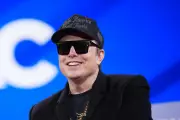 SpaceX IPO Could Be Overvalued by $1 Trillion, Morningstar Warns