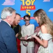 Taylor Swift's Toy Story Premiere Outfit Costs Thousands