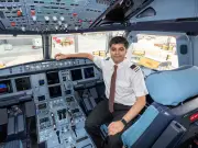 Teen Airport Photographer Becomes easyJet Pilot 10 Years Later