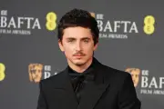 Timothée Chalamet and Selena Gomez to Star in Animated Rom-Com Not Alone