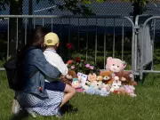Tragedy in Montreal: Bouncy Castle Lifted by Wind Kills Girl, 3
