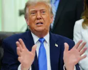 Trump Threatens to Strike Iran ‘Very Hard, Tonight’ and Seize Kharg Island