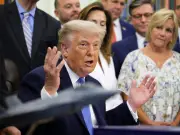 Trump to Miss US World Cup Opener for UFC Duties