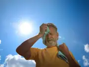 UK Heat Health Warnings Issued for Four Regions Amid 32C Heatwave