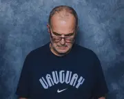 Uruguay's Bielsa Defends Bizarre World Cup Portrait: 'I'm Not a Model'