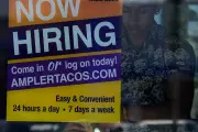 US Job Openings Surge to 7.6 Million in April Amid Iran War Uncertainty