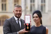 Victoria Beckham Posts Family Photo Including Brooklyn in Father's Day Message