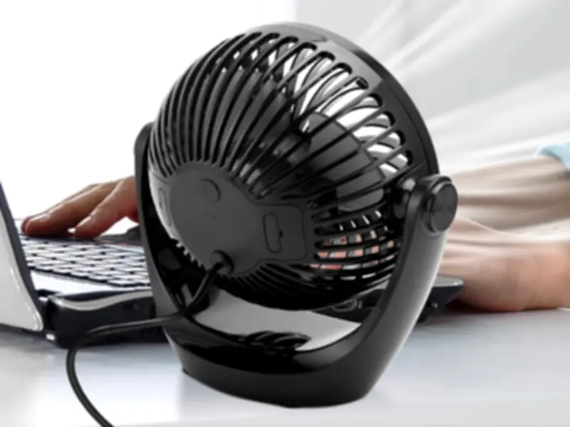 £17 Desk Fan Helps Beat 30°C Heatwave: Amazon Top Seller