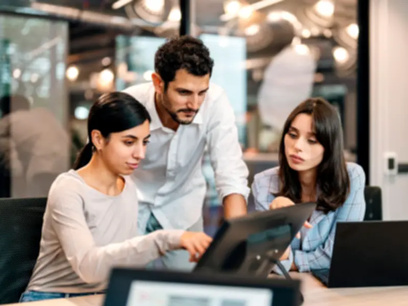 AI Professor Reveals Key Skills to Keep Your Job in the Age of Automation
