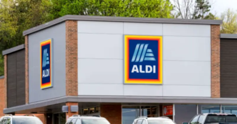 Aldi Offers £5 Vouchers to First 500 England Fans After 2am Victory