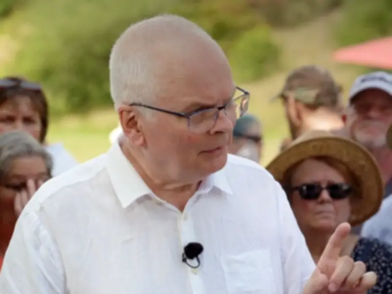 Antiques Roadshow Guest Stunned as Jewels Valued Over £30k