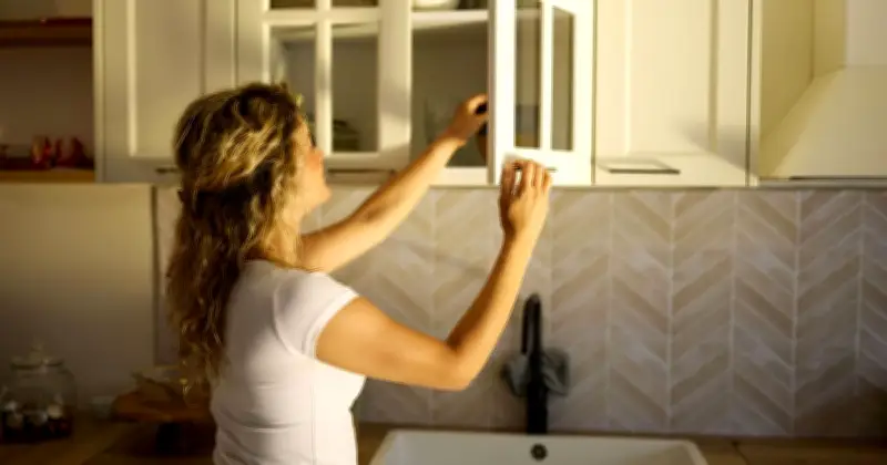 Banish Sink Odours with Lemon Juice and Salt Method