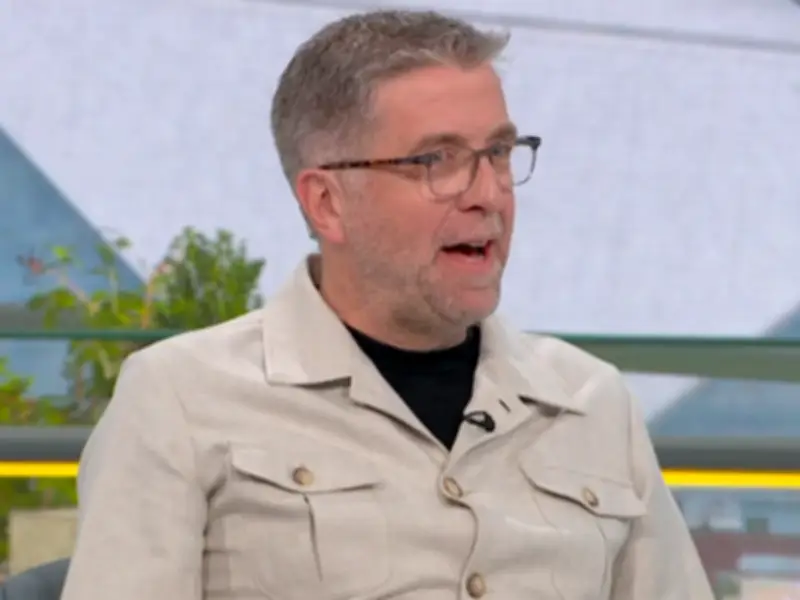 BBC World Cup Viewers Spot Striking Resemblance to EastEnders Icons Max and Tanya Branning