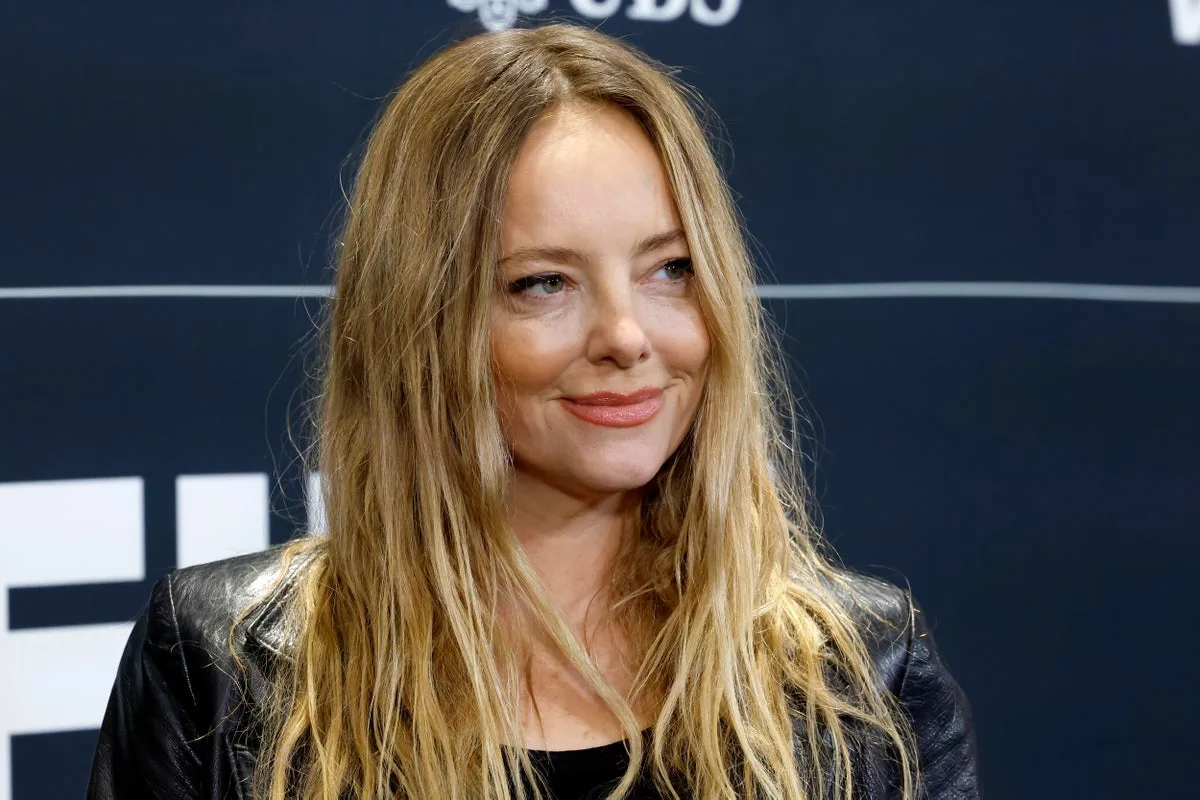 Bijou Phillips Says Life 'Hanging by a Thread' in Urgent Kidney Donor Search