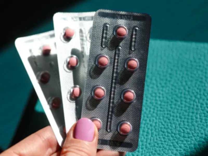 Binman Settles Debate on Disposing Paracetamol Blister Packs