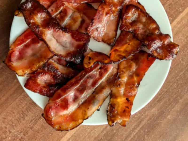 Chef's Oven Method with Sugar for Perfectly Crispy Bacon Every Time