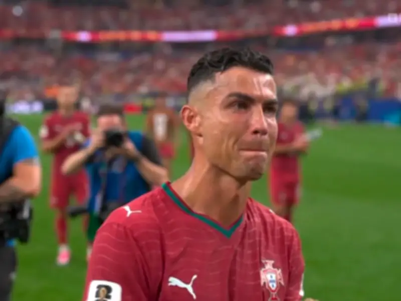 Cristiano Ronaldo in Tears as World Cup Dream Ends After Spain Winner