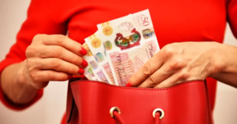 DWP Confirms Automatic £300 Winter Fuel Payments for Pensioners