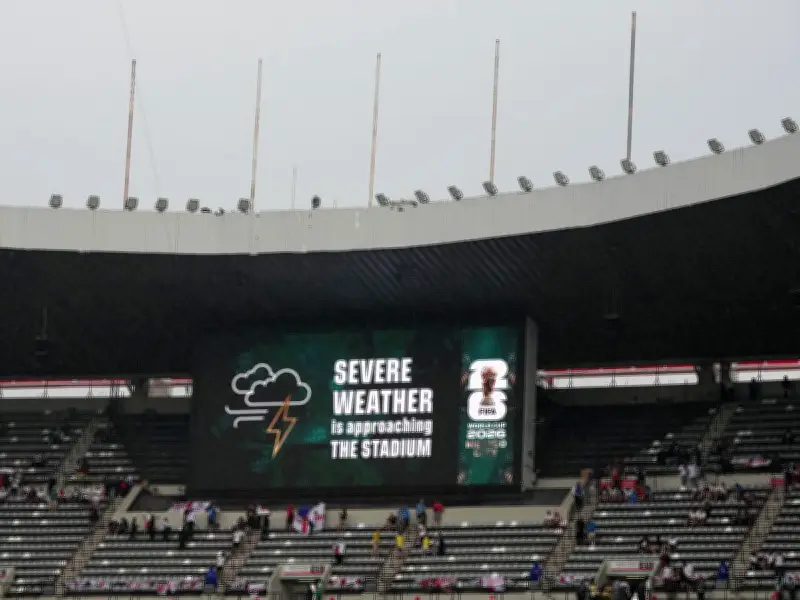 England vs Mexico World Cup Match Delayed by Severe Storm at Azteca