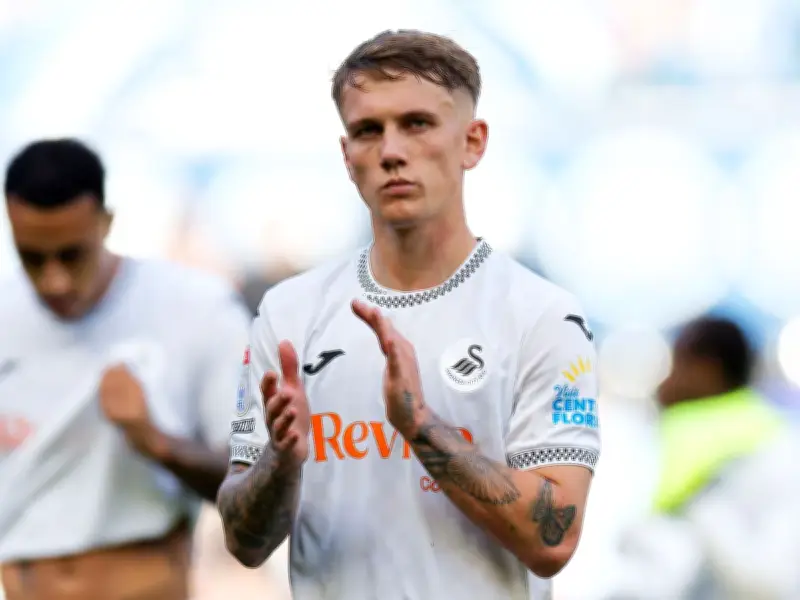 Ethan Galbraith joins Stoke City in £10m+ move from Swansea