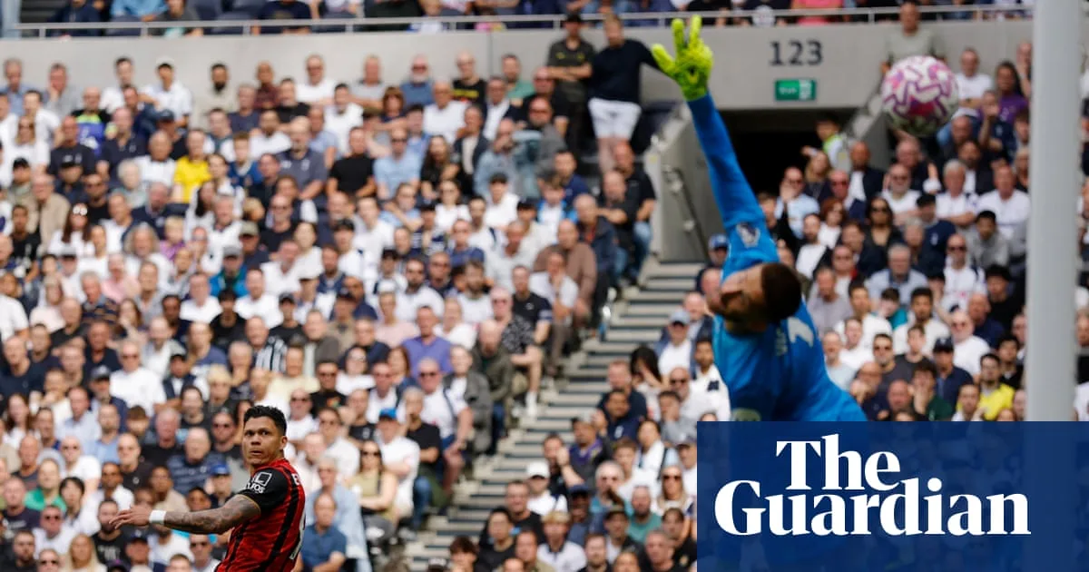 Evanilson's Early Strike Secures Bournemouth Victory at Tottenham