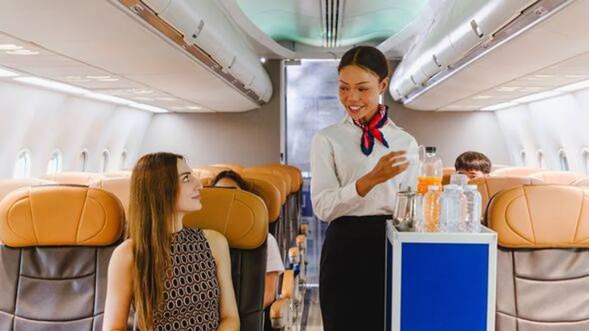 Flight Attendant Warns Against Sugary Drinks on Planes