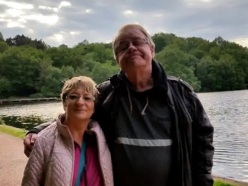 Grandma dies of asbestos cancer after washing husband's work clothes
