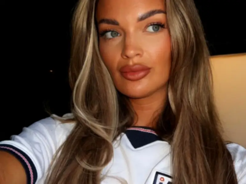 Helena Ford Jokes England's Win Like a Flaky Date Leaving You on Read