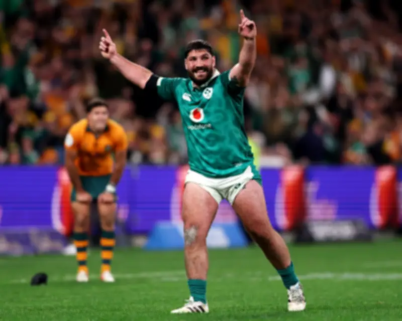 Ireland snatch dramatic Nations Championship win over Australia 33-31